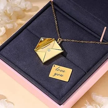 Collar Carta Amor I love You Baño Oro 18K + envío gratis + Caja de Regalo
